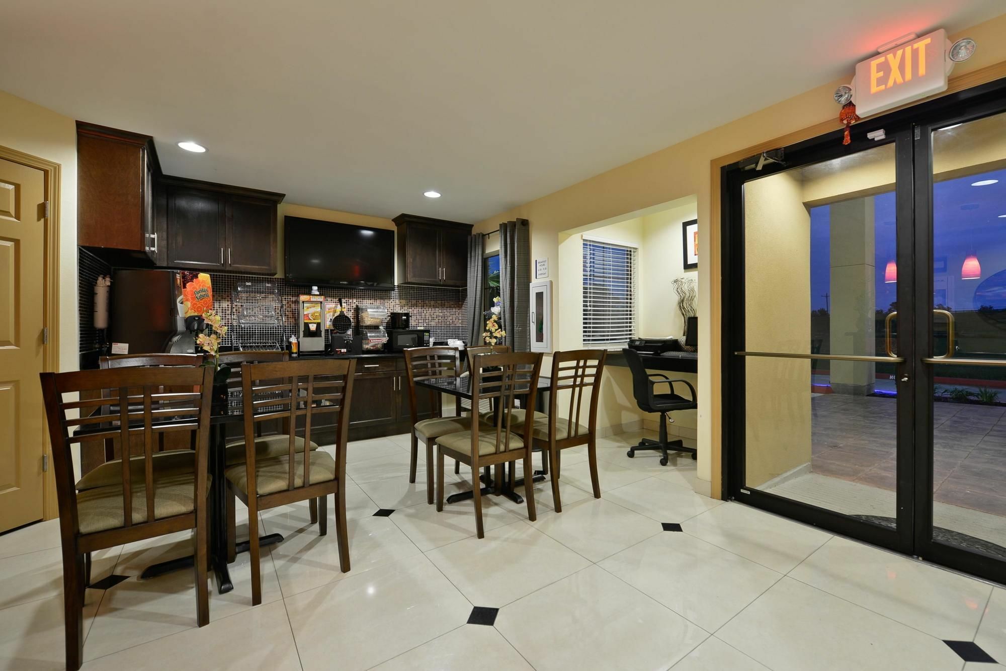 Americas Best Value Inn Lake Charles Interstate 210 מסעדה תמונה