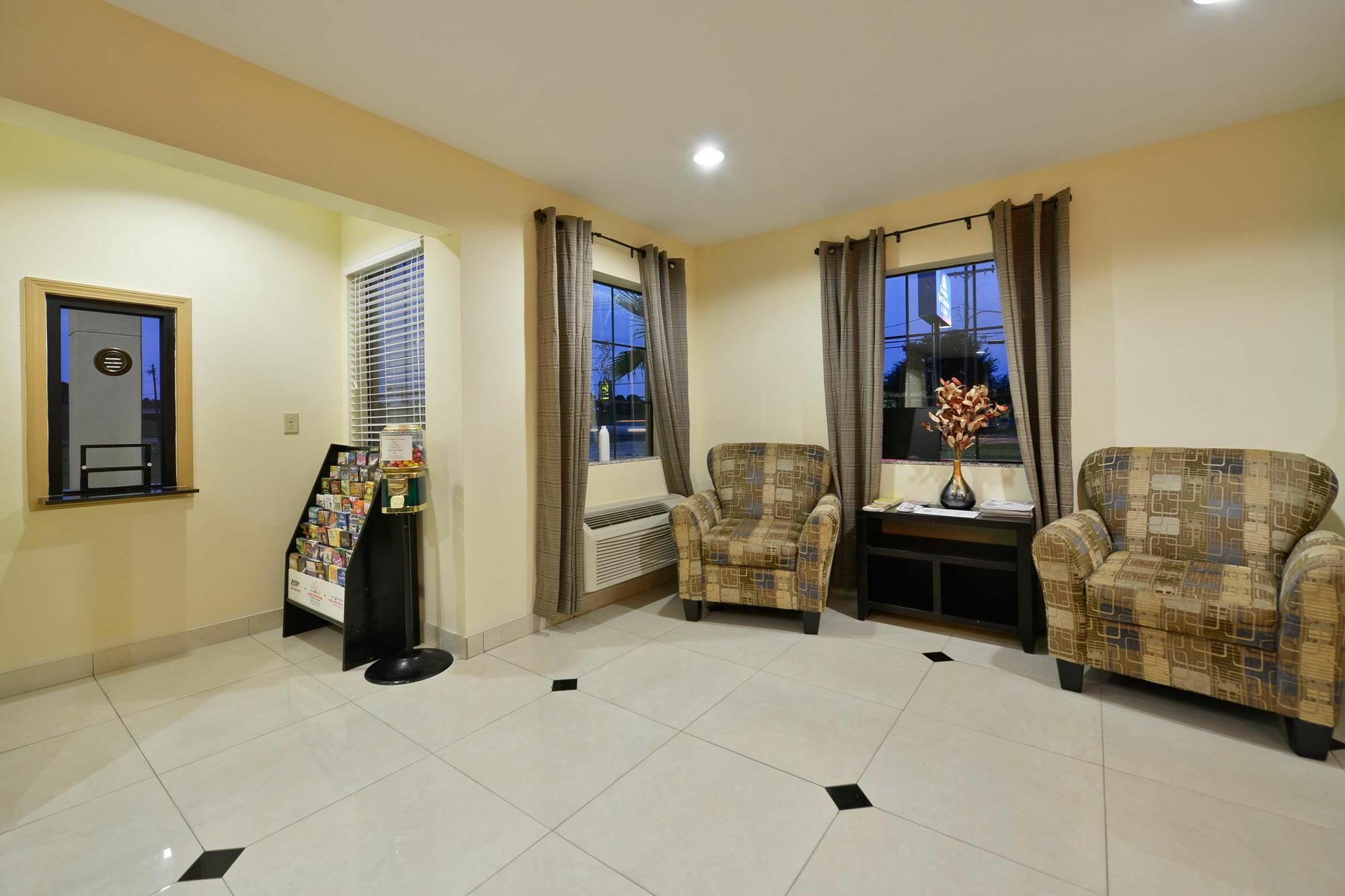 Americas Best Value Inn Lake Charles Interstate 210 מראה פנימי תמונה
